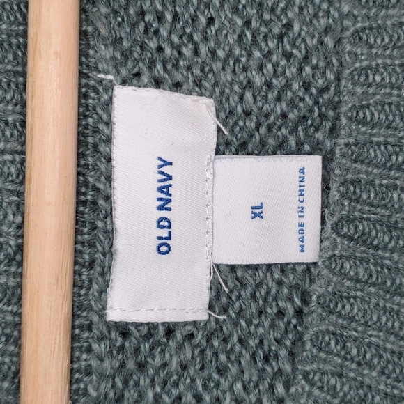 Old Navy Sweater - Picture 5 of 6
